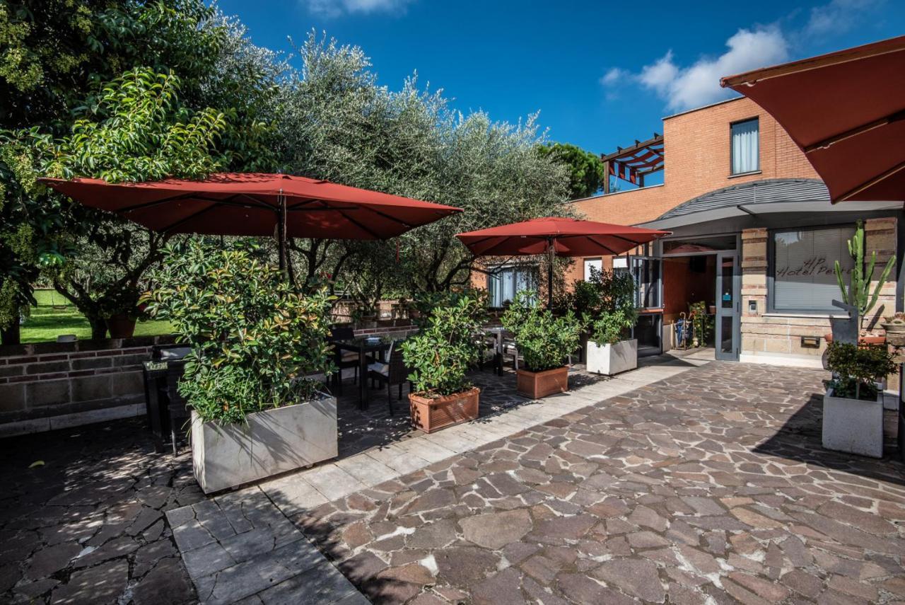 Hotel Petra Roma Exterior foto