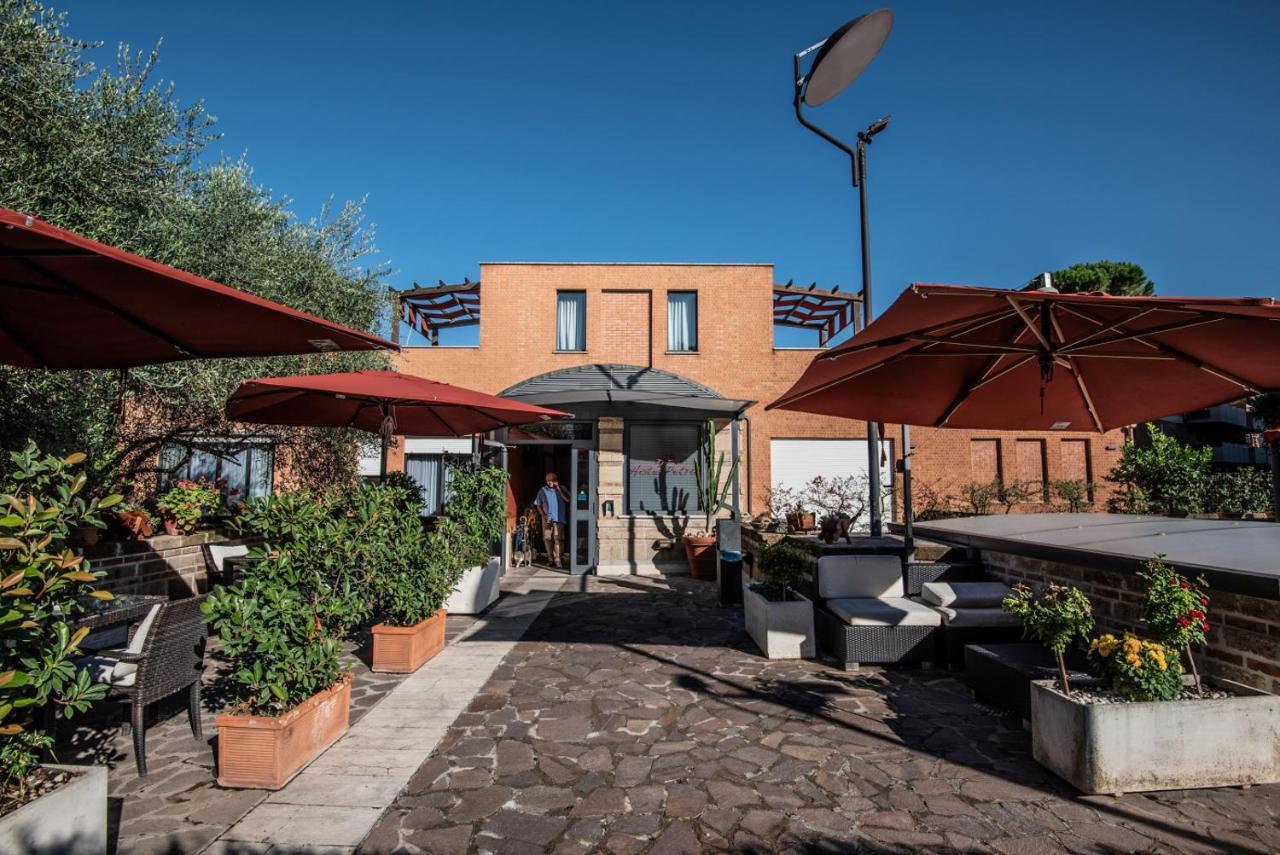 Hotel Petra Roma Exterior foto